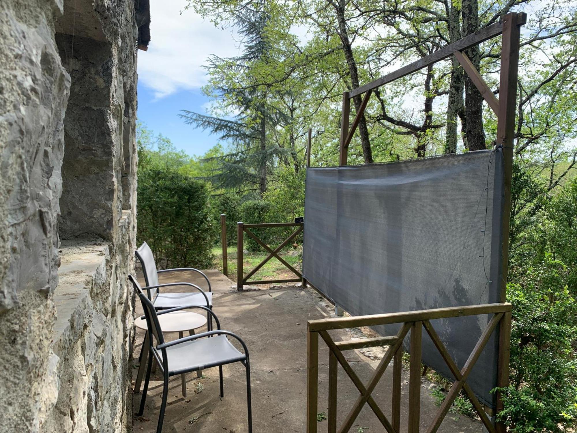 Gite Avec Piscine Privee Au Coeur D'Une Foret De Chenes Proche De Vallon Pont D'Arc Saint Alban Auriolles Kültér fotó
